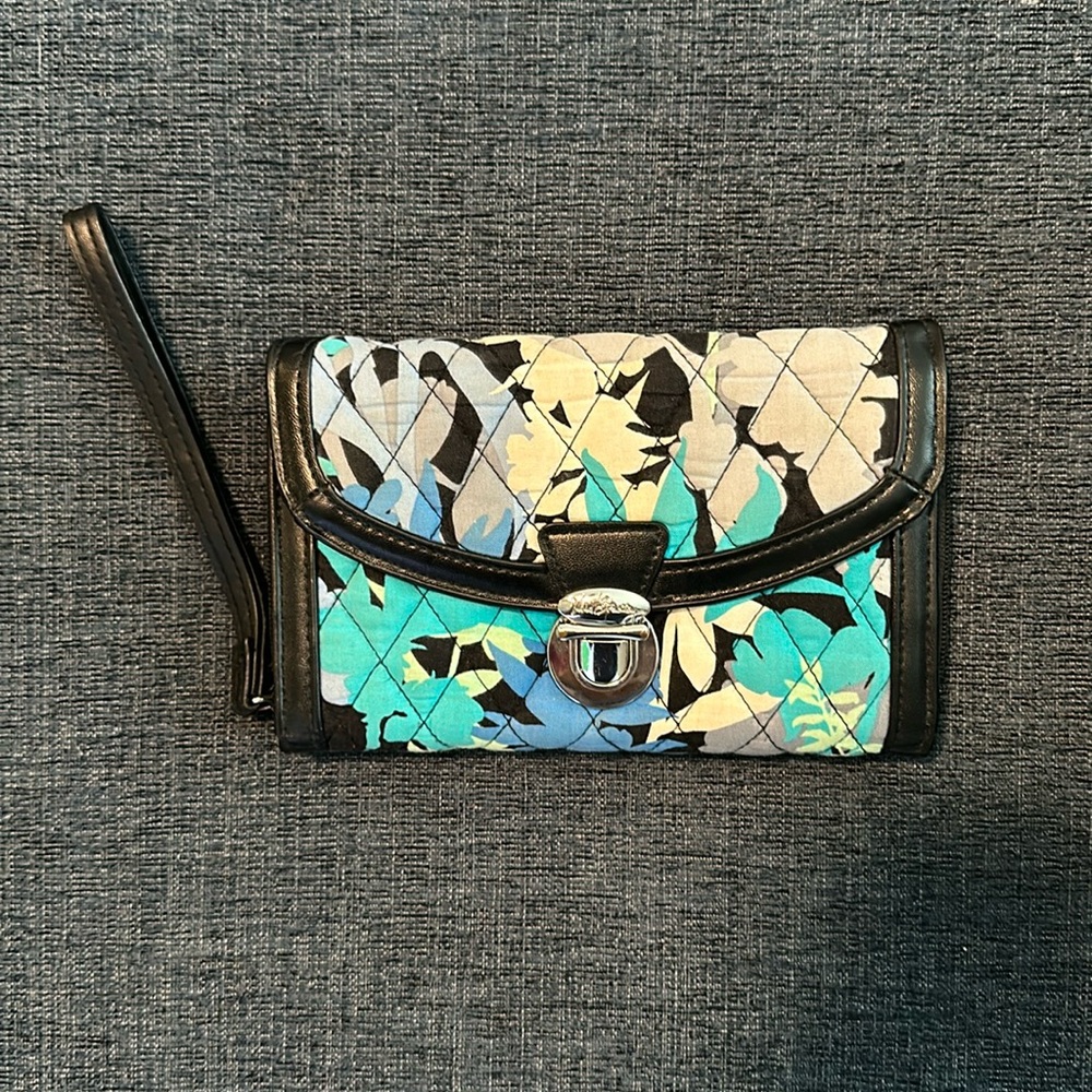 Vera Bradley Women’s Camofloral Ultimate Wristlet